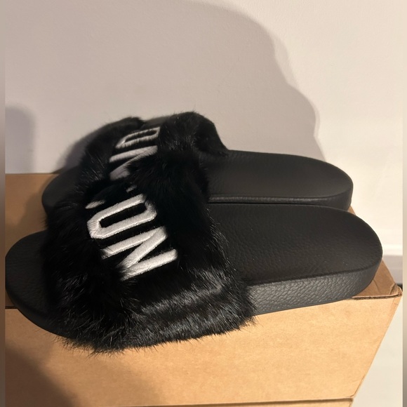 DSQUARED2 ICON SLIDES WITH FUR DETAILS SIZE 41 - Picture 6 of 15